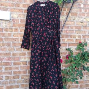 🤑CLEARANCE New chaus vintage floral dress💜